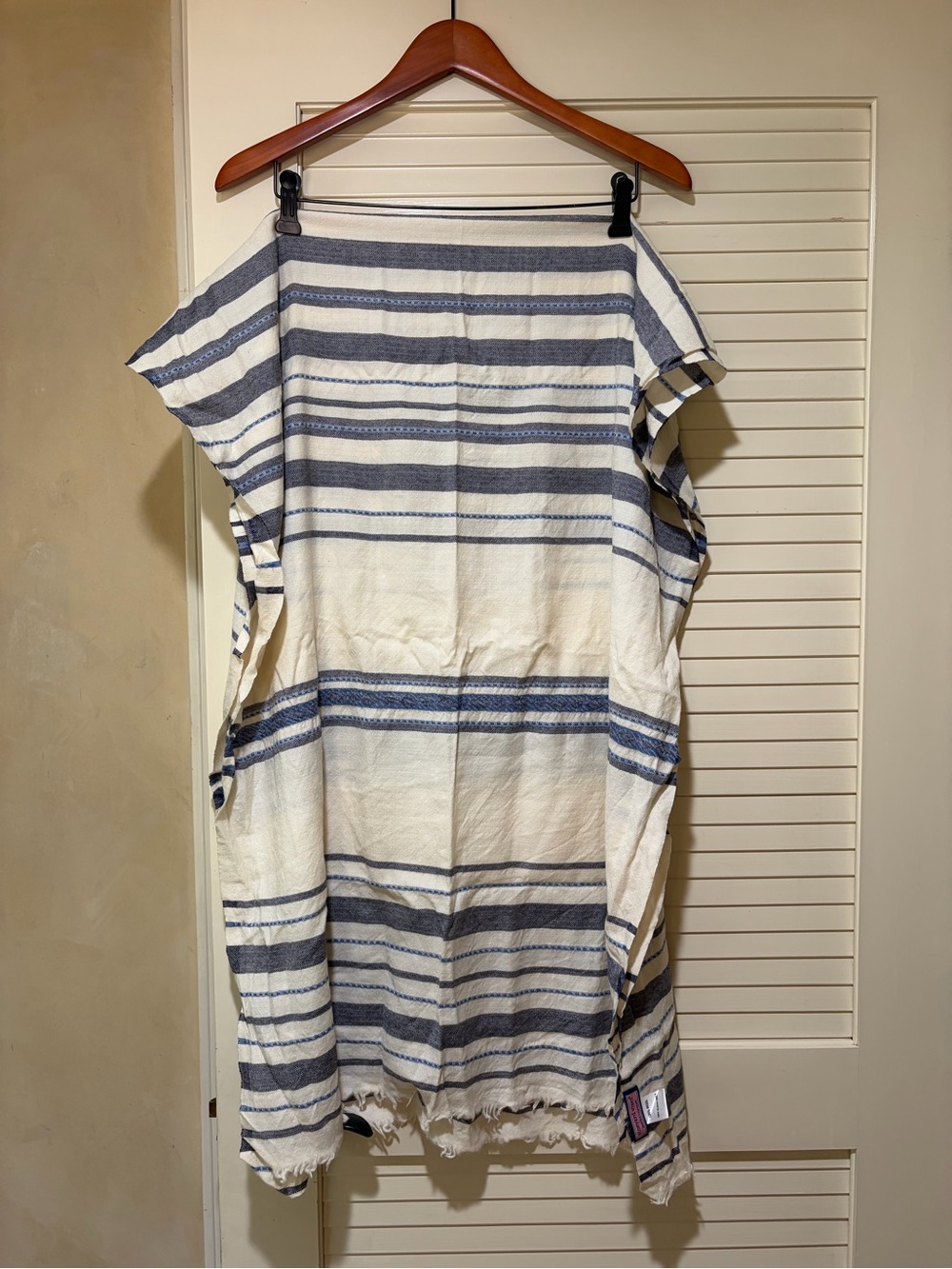 Vineyard Vines 100% Linen Pareo Scarf Beach Coverup